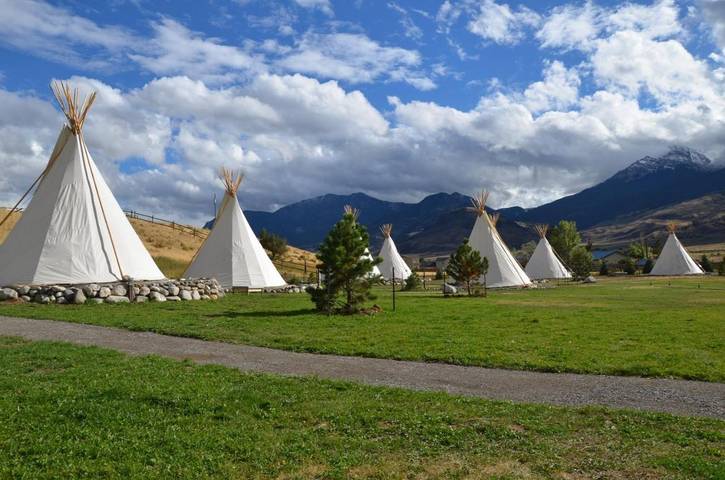 Hotel für 5 Personen, mit Ausblick und Terrasse in Montana