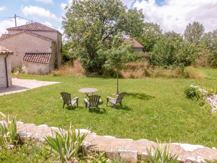 Location de vacances pour 6 personnes, avec terrasse à Lalbenque - 2