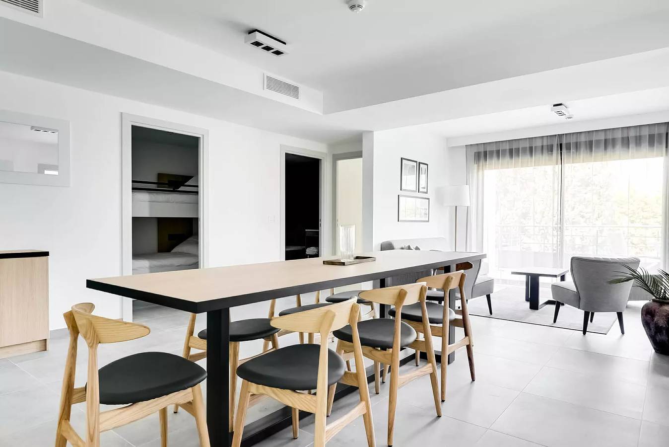 Geheel appartement, Nieuwe deluxe suite voor 8 personen met 3 slaapkamers in Vence, Middellandse Zeekust (Frankrijk)