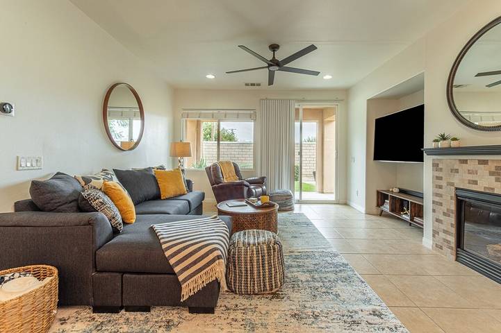 Vacation rental for 8 people, with hot tub and garden as well as pool, with pets in Indio (CA)