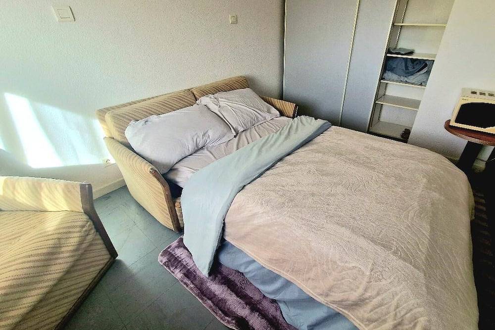 Ganze Wohnung, Studio gare de dole jura in Dole, Jura