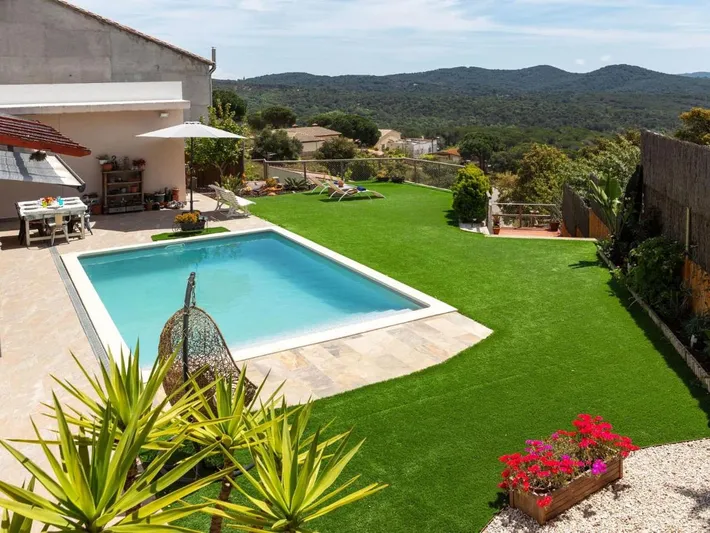 Holiday home for 5 people, with pool - 1