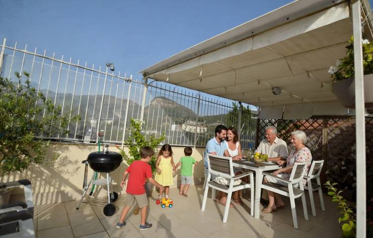 Vacaciones familiares en La Terrazza: la escapada de sus sueños en la costa de Sorrento in Sant'Agnello, Provincia de Nápoles