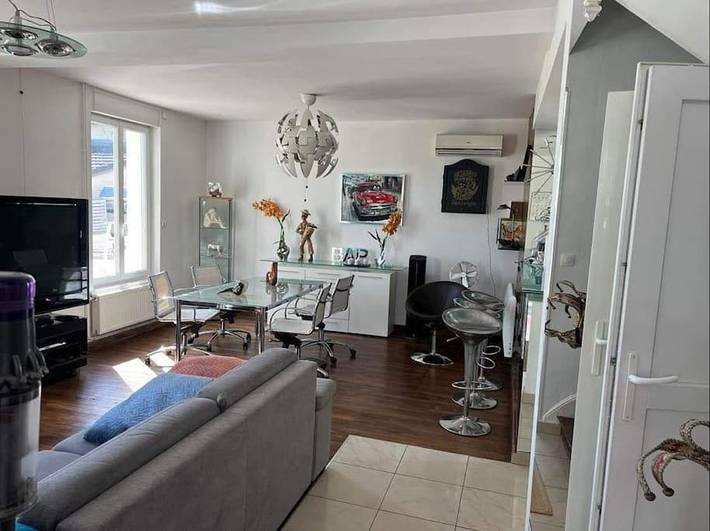 Location de vacances pour 6 personnes, avec jacuzzi ainsi que terrasse et jardin, animaux acceptés dans Warcq - 4