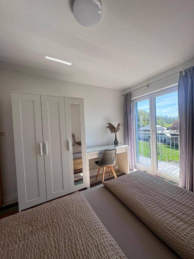 Ferienwohnung für 4 Personen, mit Balkon und Ausblick sowie Seeblick in Mondsee (Stadt)