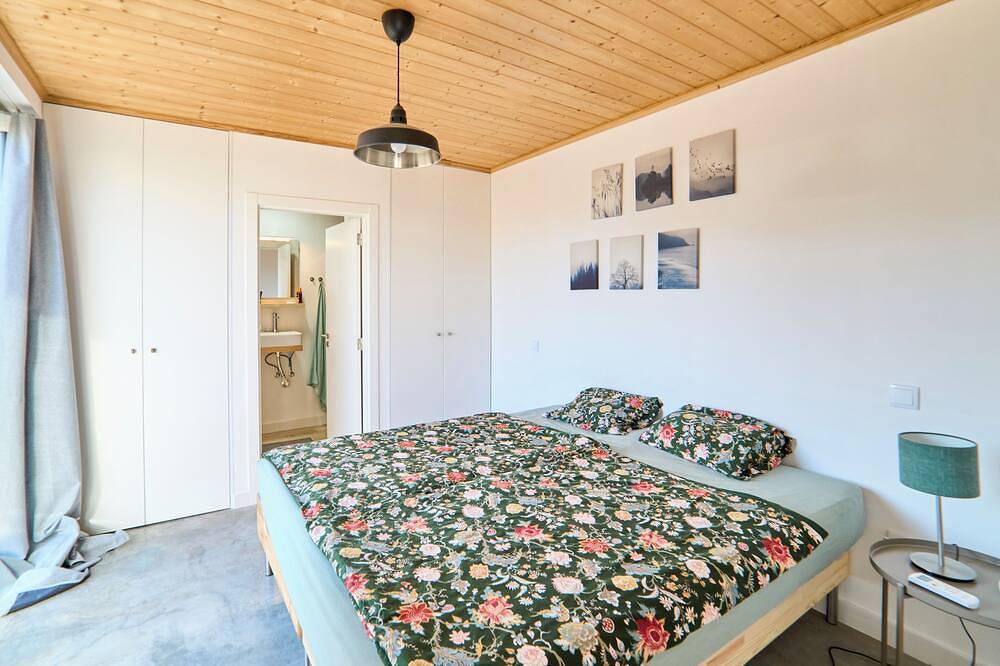 2-bedroom villa in beautiful Faro with cool Ac breeze in São Pedro, Faro