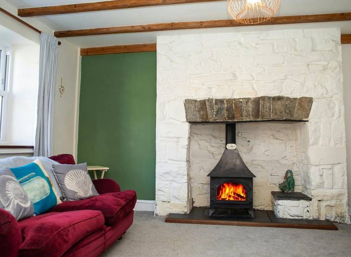 Cottage for 9 people, with garden and terrace, with pets in New Quay