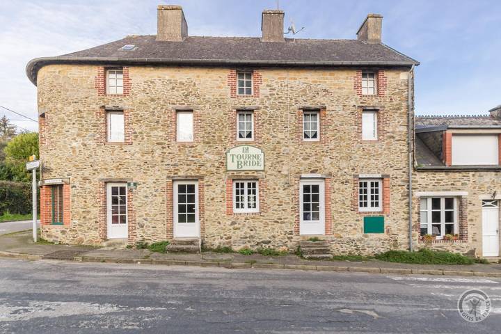 Gîte pour 6 personnes, avec terrasse, animaux acceptés à Le Vast - 2