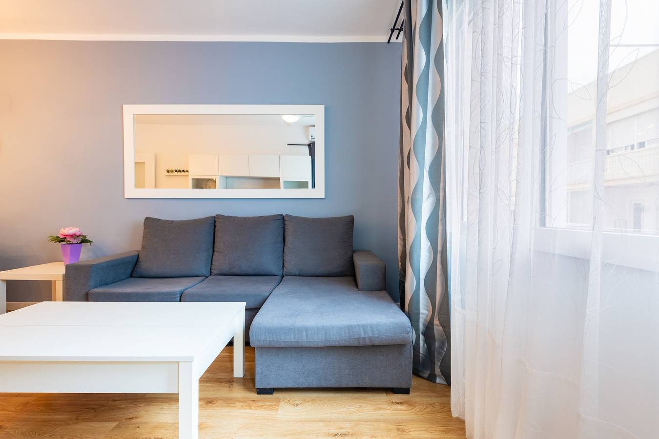 Apartamento entero, Apartamento vacacional Caracola con balcón, terraza cubierta y Wi-Fi in Vinaroz, Costa del Azahar