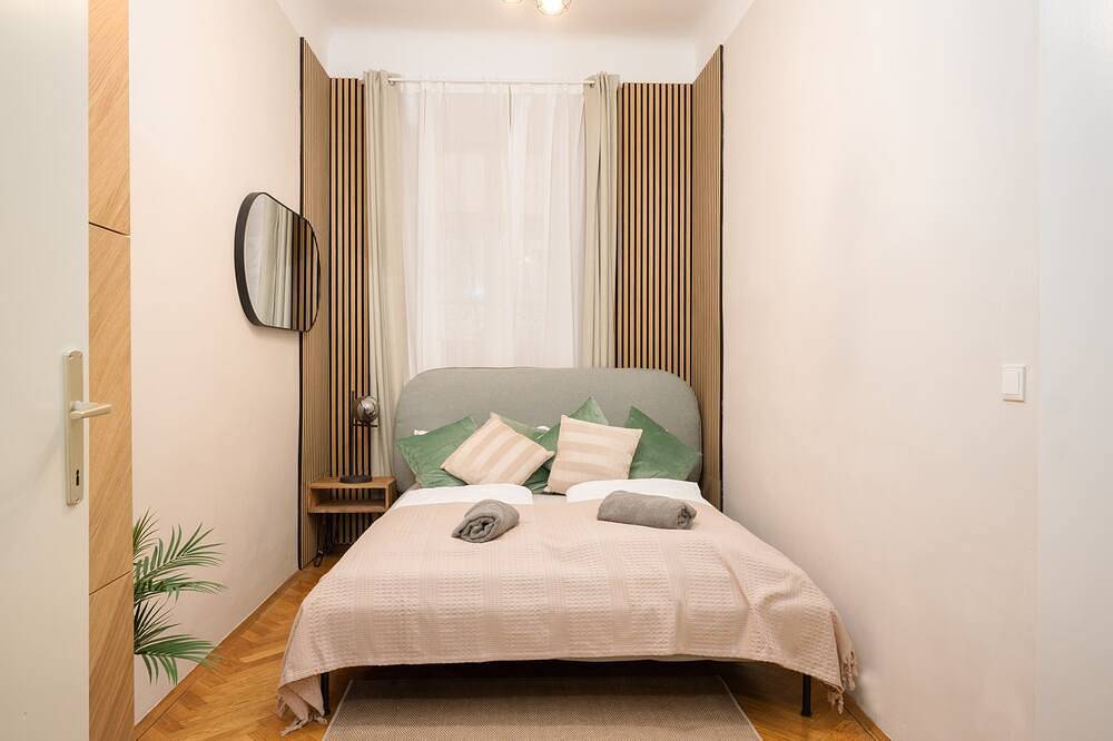 Ganze Wohnung, Stylisch renoviert und 15 Minuten ins Zentrum, direkt an der Donau in Wien, Donau Niederösterreich