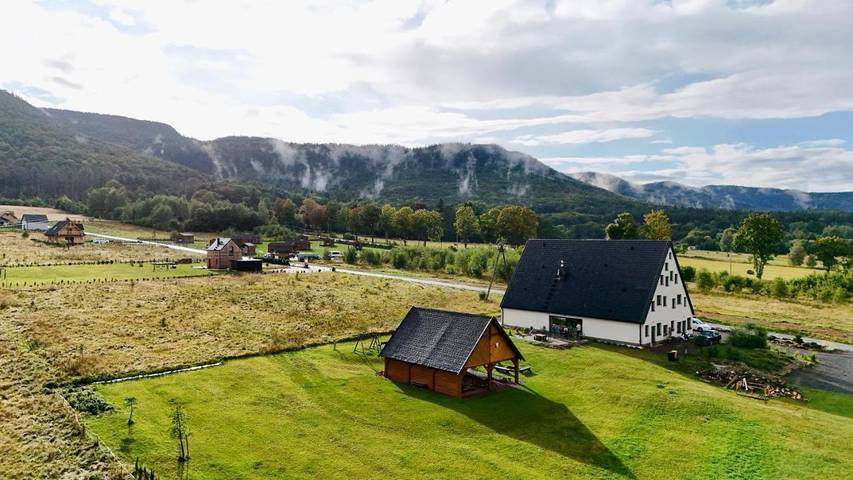 Dom dla 24 osób, z widok i sauna oraz ogród w Radków