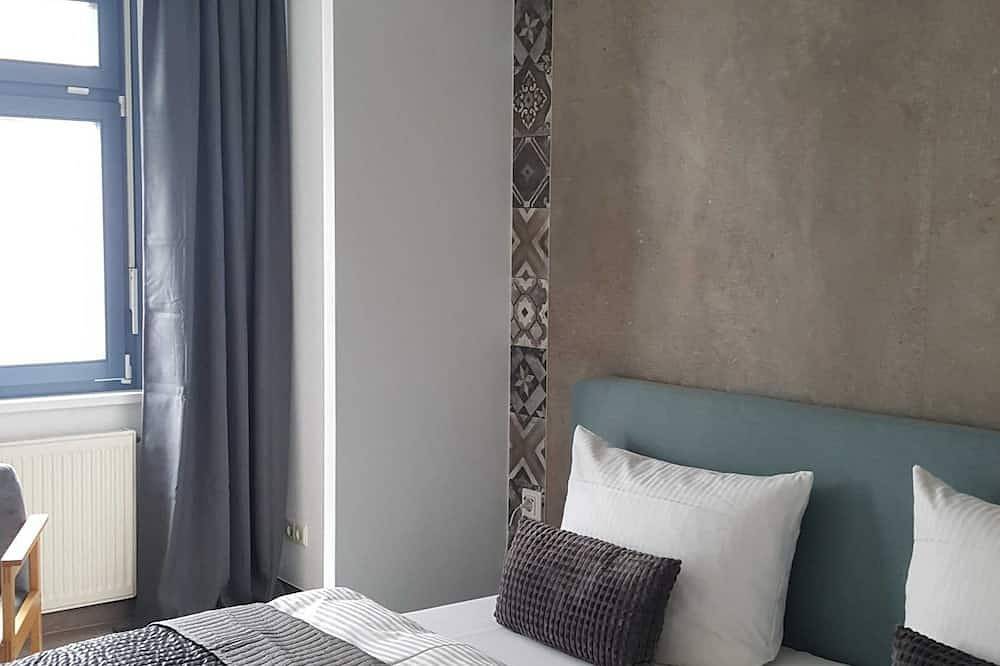 Hotel Kreuzbergbaude - Doppelzimmer in Jauernick-Buschbach, Markersdorf