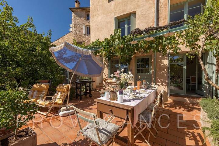 Location de vacances pour 4 personnes, avec balcon/terrasse à Tourrettes-sur-Loup - 2