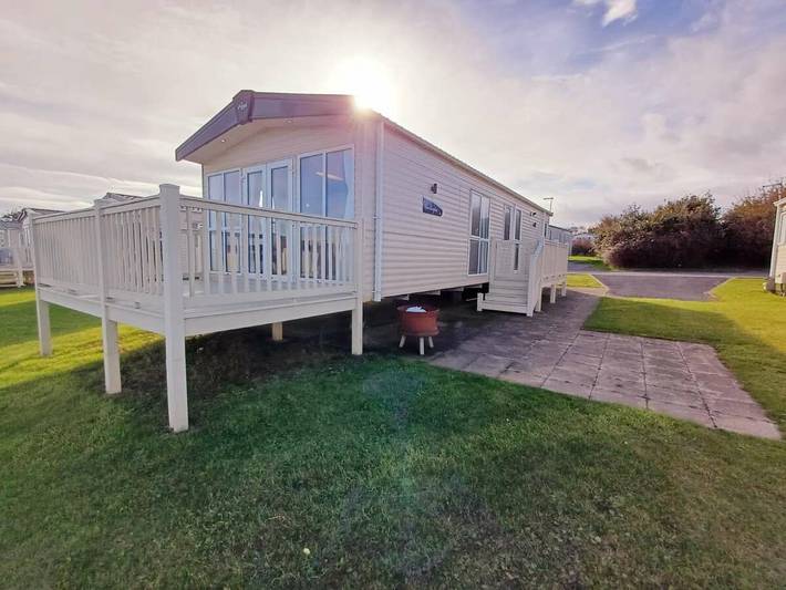Glamping for 6 people, with garden, with pets in County Durham