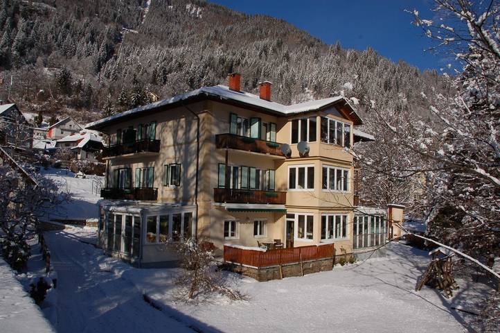 Hotel für 3 Personen, mit Ausblick und Sauna sowie Seeblick und Garten, mit Haustier in Treffen am Ossiacher See - 3