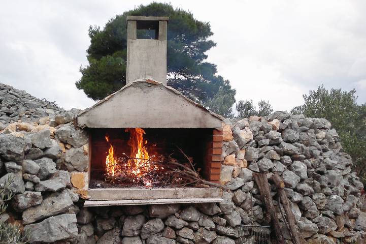 1-Zimmer-Haus mit Terrasse und Meerblick Nevidane, Pasman in Nevidane, Pasman