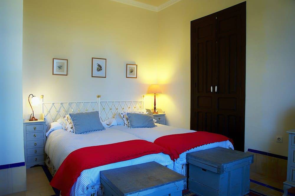 Rural house (full rental) in Almonte, Huelva Province