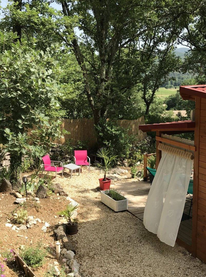 Chalet studio Aria climatisé avec piscine in Saint-Alban-Auriolles, Ardèche