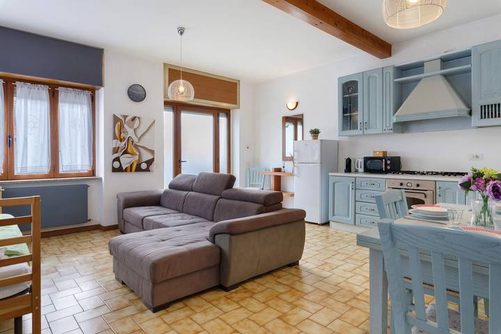 Brunate large apartament near funicolare in Brunate, Lago di Como