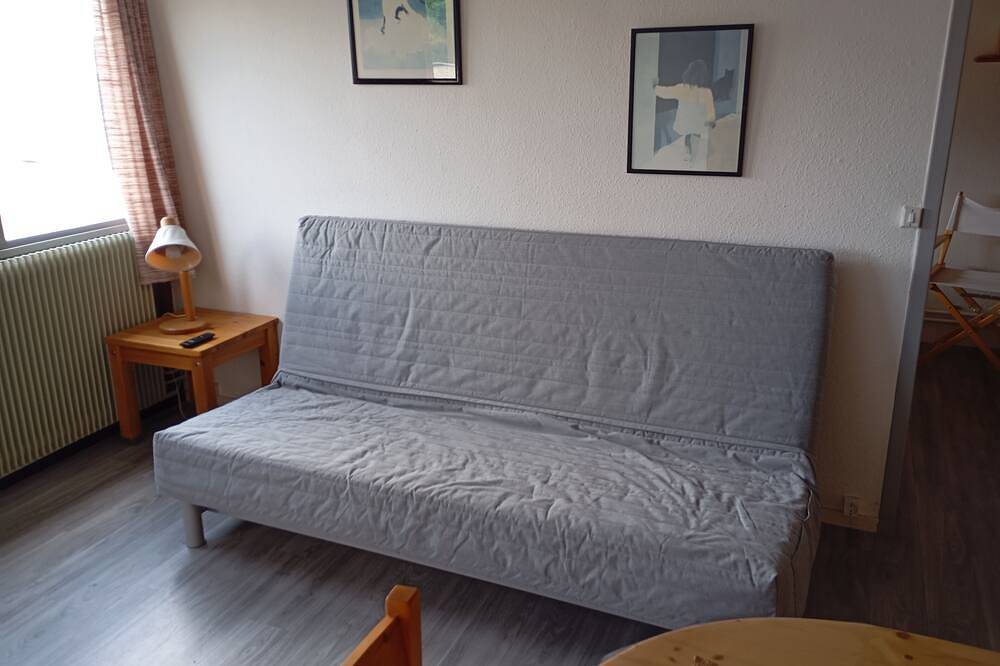 Entire apartment, Apartment in residence facing Puy de Sancy in Murat-le-Quaire, Volcans d'Auvergne Regional Nature Park