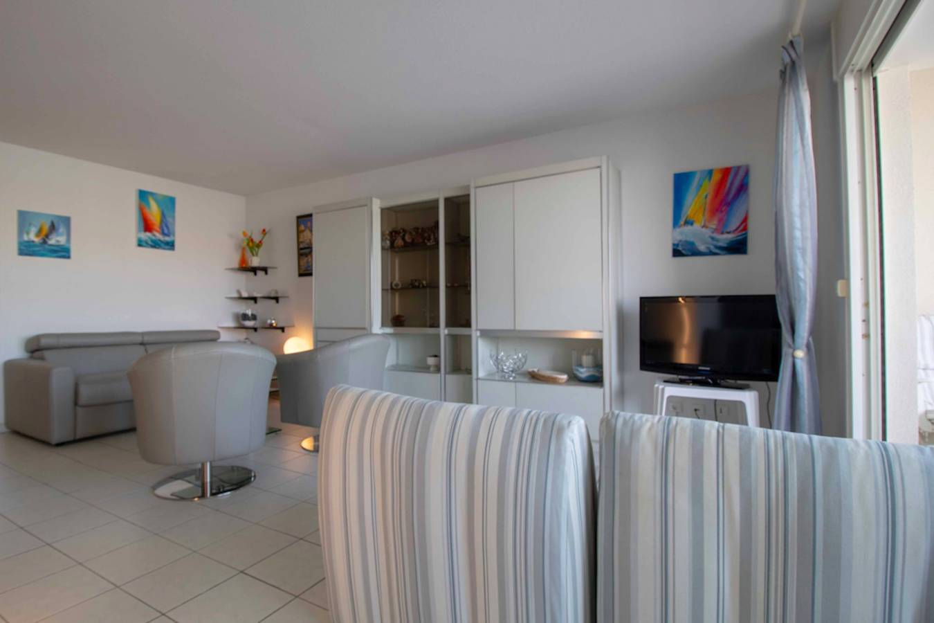 Appartement entier, Appartement Avec Balcon Et Vue Sur Le Port. in Fréjus Plage, Fréjus