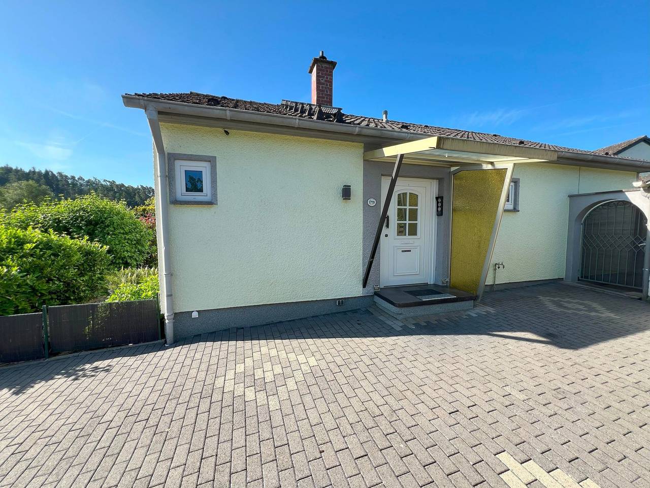 Haus Waldblick - Ferienhaus, Bad, Wc, 2 Schlafräume in Liederbach, Dillendorf