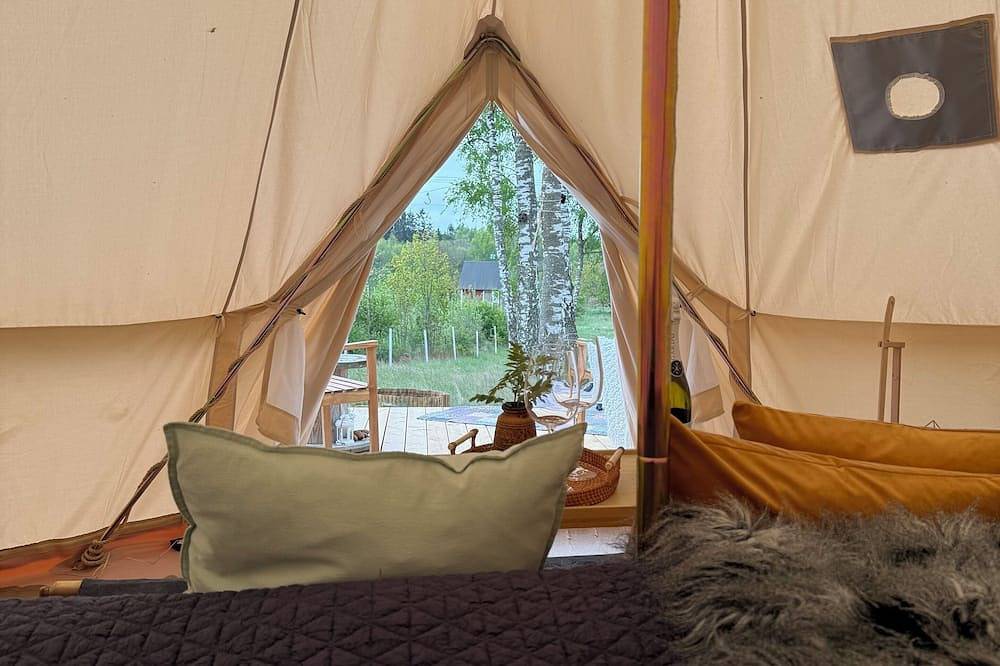 Einzigartige Glamping-Erfahrung mit Alpakas in der Natur bei Laholm in Halland