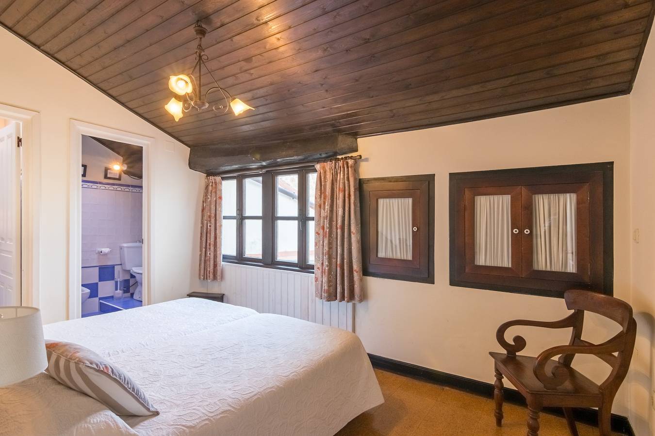 Middenhuis met gedeelde tuin in het hart van Cantabrië, foto 11