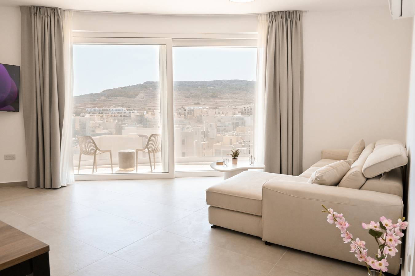 Appartement entier, Modern Seaside Apart in Marsalforn - 6B in Marsalforn, Zebbug