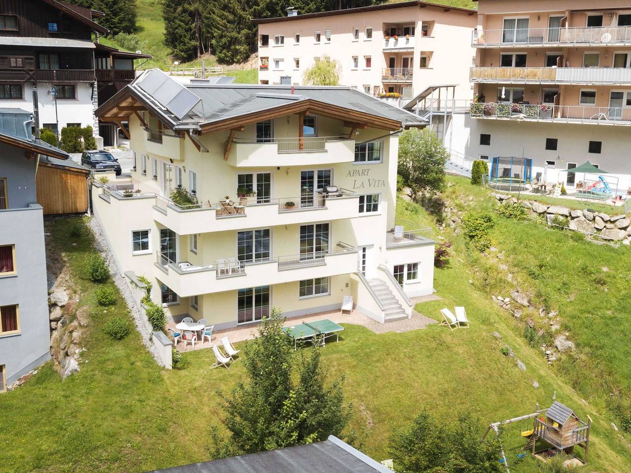 Ganze Wohnung, Apart La Vita - Appartement Mario in Lechtaler Alpen, Sankt Anton am Arlberg