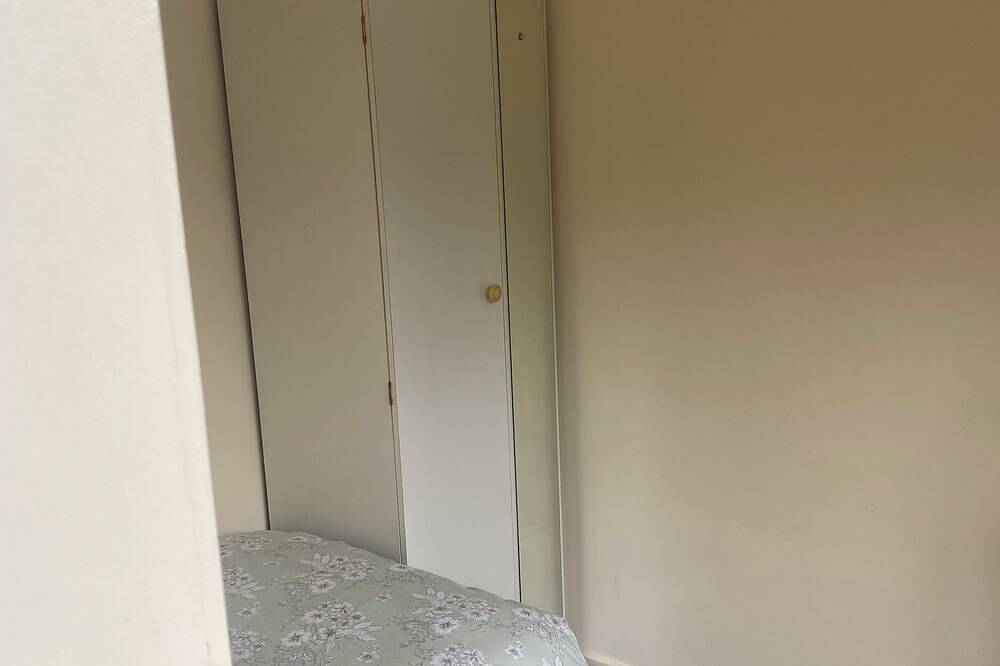 Quiet, comfortable house in town, in Galway, County Galway