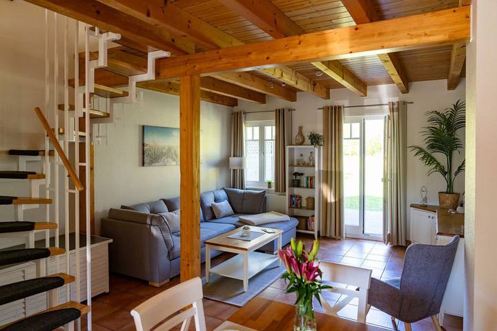 Ferienhaus für 6 Personen, mit Terrasse und Garten in Nienhagen