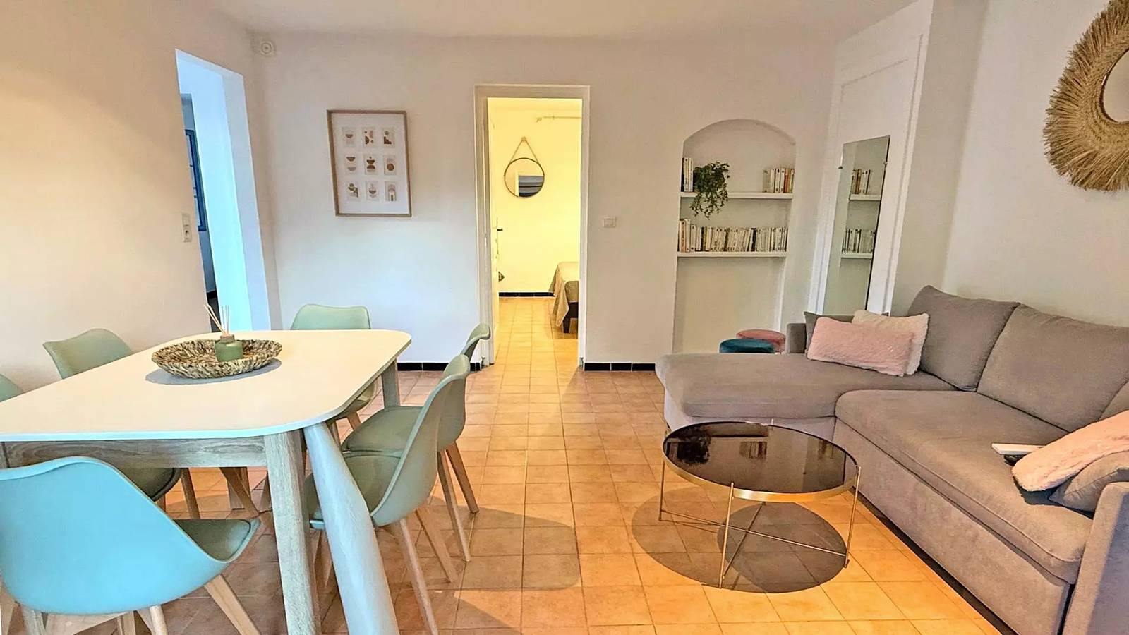 Ganze Wohnung, Ferienwohnung T3 - Garten - Privater Pool - Klimaanlage - Wifi - Semaphore - Sainte Maxime in Sainte-Maxime, Mittelmeerküste (Frankreich)