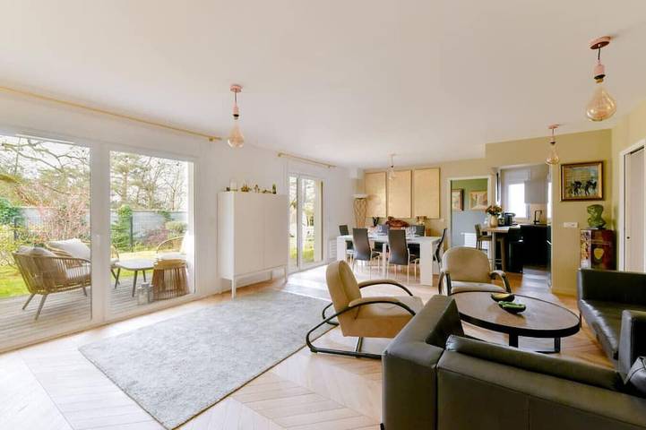 Entire apartment, Standing apartment with garden - Haras de Jardy in Versailles, Yvelines