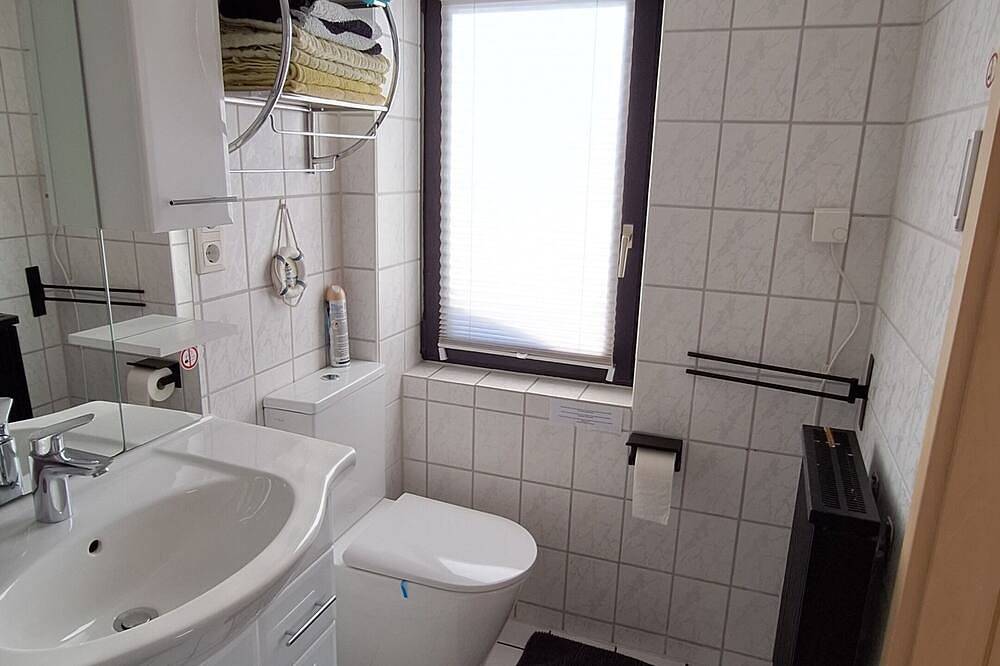 Ganze Wohnung, Ferienwohnung Schwarzheide in Schwarzheide, Naturpark niederlausitzer heidelandschaft (Brandenburg)