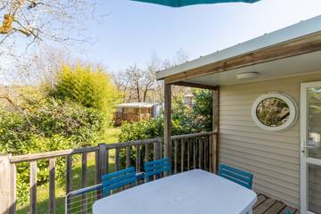 Camping pour 6 Personnes dans Bouzic, Périgord Noir, Photo 1