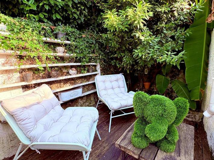 Location de vacances pour 8 personnes, avec vue et jardin à Lormont - 3