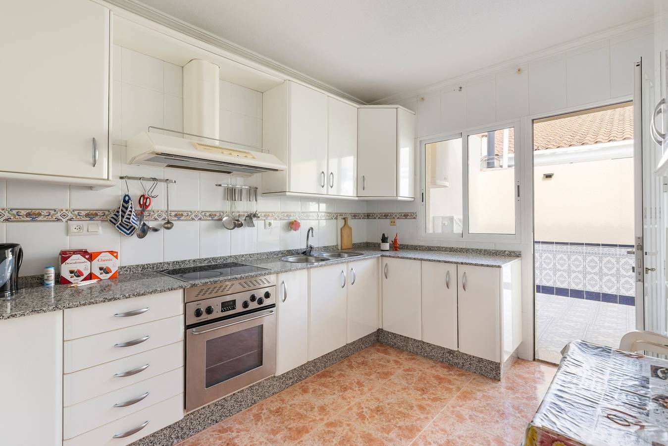 Holiday Home 'Raquelita' with Private Terrace, Wi-Fi and Air Conditioning in Los Alcázares, Costa Cálida