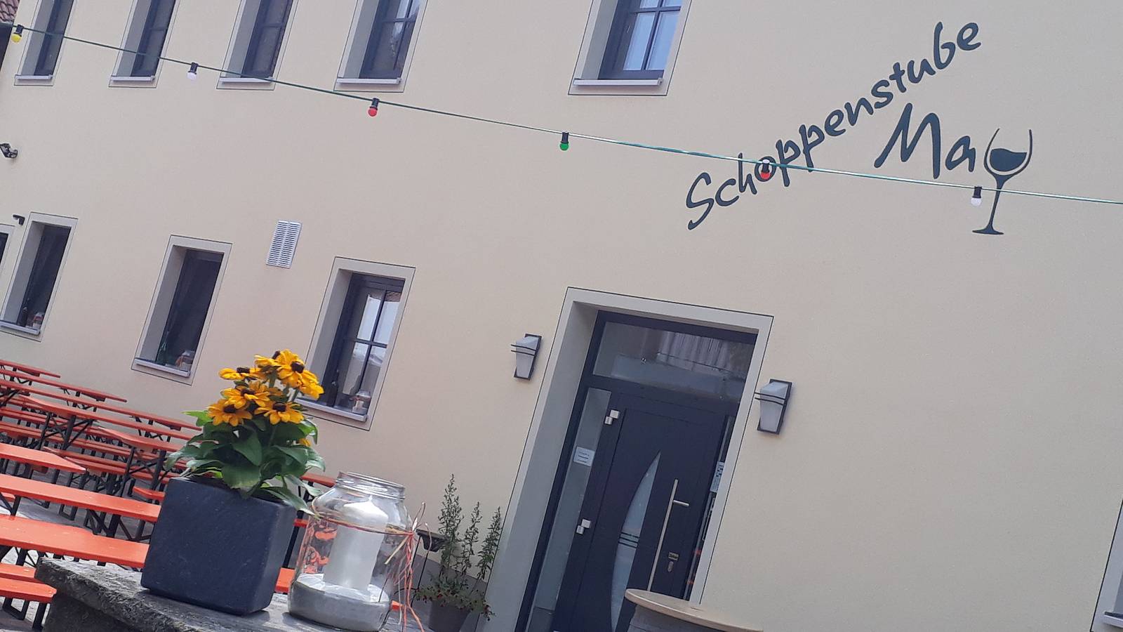 Schoppenstube May - Doppelzimmer Müller-Thurgau in Weigenheim, Fränkisches Weinland