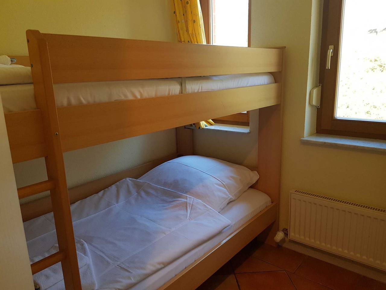 Ganze Ferienwohnung, Ferienwohnung 1 im Haus Mönchgut - Ferienwohnung Mönchgut mit Wintergarten in Seedorf (Sellin), Sellin