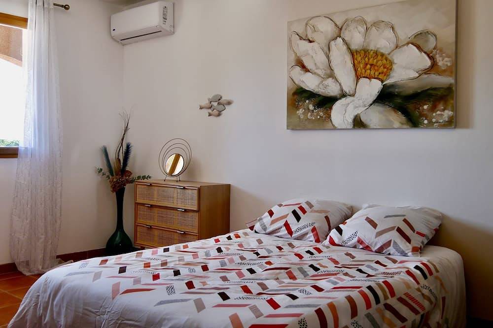 Ganze Wohnung, Bas de Villa vue mer & Piscine Privée in Coti-Chiavari, Ajaccio und Umgebung