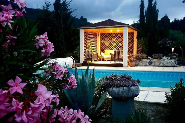 Location de vacances pour 7 personnes, avec jardin et terrasse à Embres-et-Castelmaure - 3