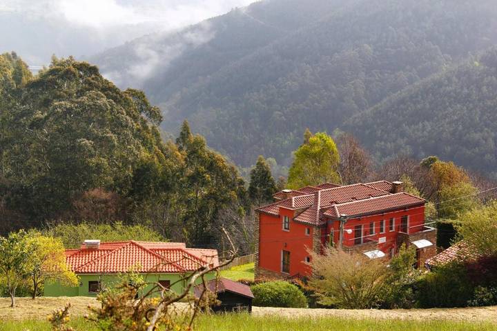 Hotel para 2 personas, con Balcón y Terraza además de Jardín y Vistas en Pravia - 3
