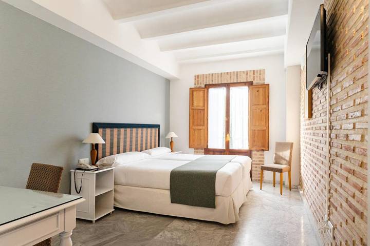 Hôtel pour 2 personnes, avec terrasse et piscine ainsi que jardin et sauna, animaux acceptés à Bétera - 3