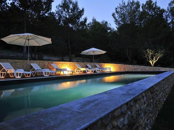 Location de vacances pour 26 personnes, avec jacuzzi et jardin ainsi que sauna et piscine, adapté aux familles à Saint-Romain-en-Viennois - 3