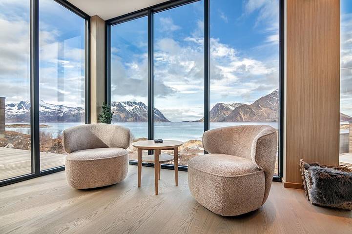 Hütte für 8 Personen, mit Terrasse und Garten sowie Sauna auf den Lofoten