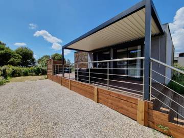 Gîte pour 6 personnes, avec piscine et jardin, animaux acceptés à Olonzac