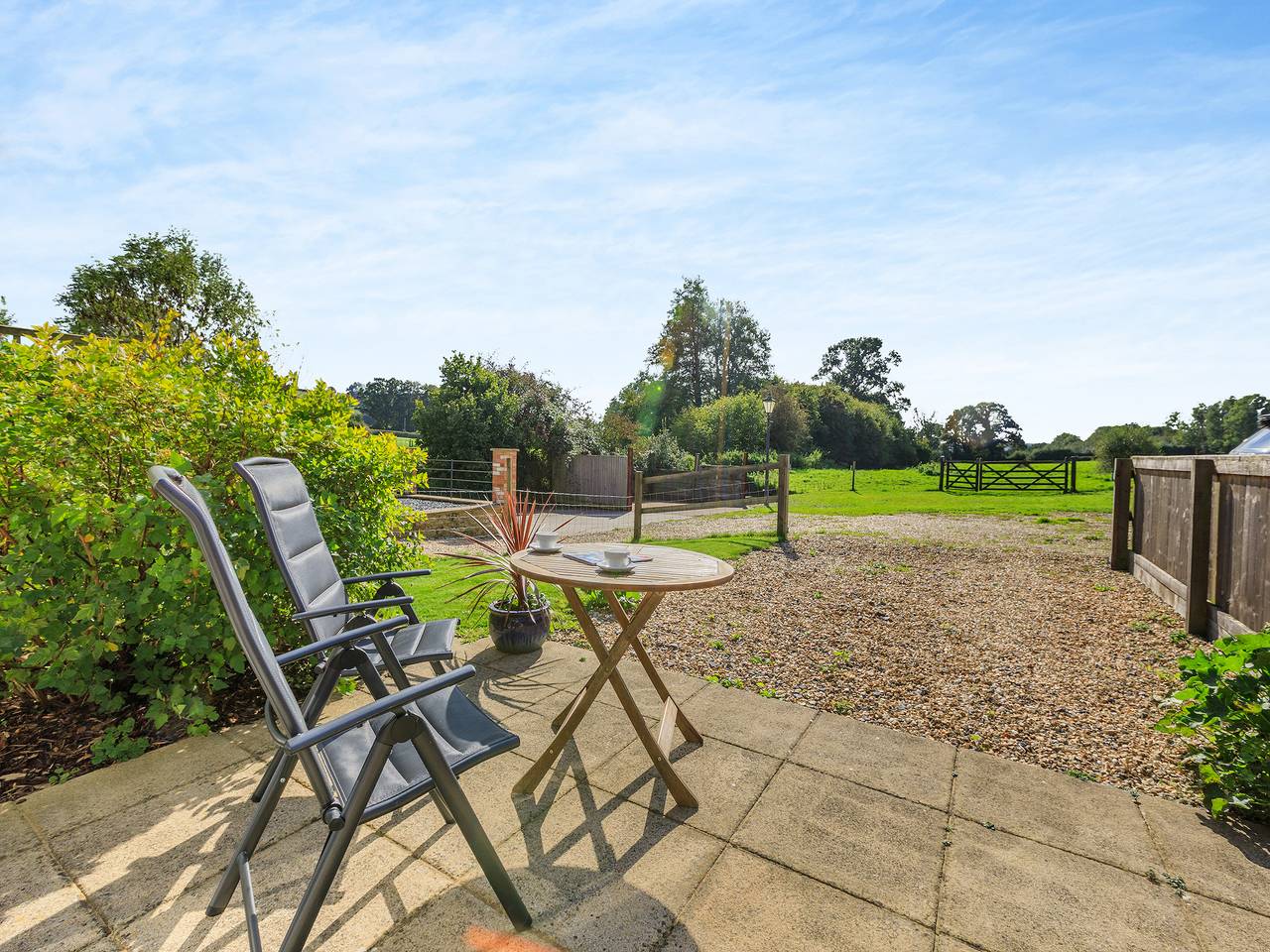 Pitch Back - Uk45387 in West Crewkerne, Somerset