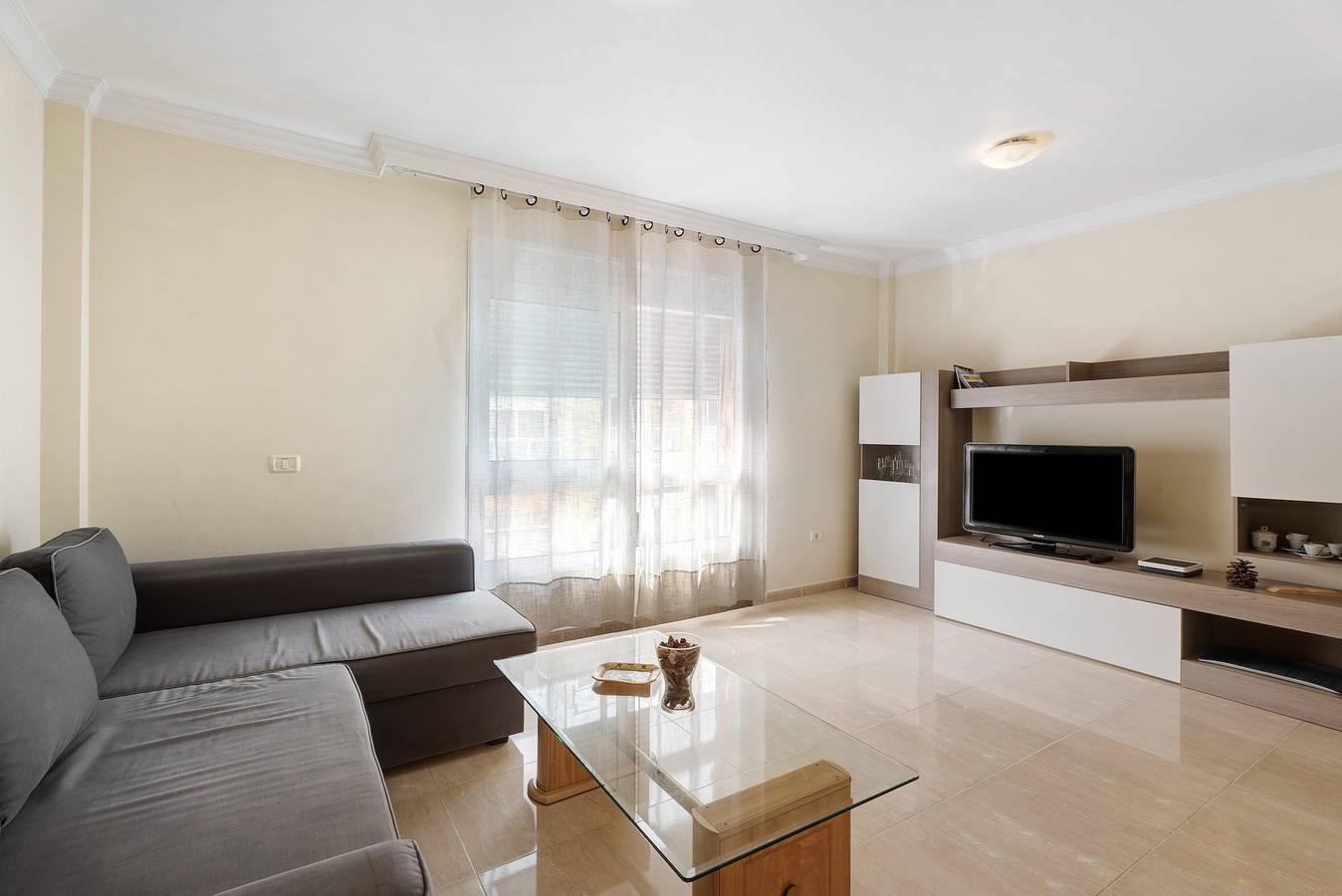 Ganze Wohnung, Ferienwohnung "Las Brisas Playa San Juan" mit Meerblick, Gemeinschaftsterrasse und Wlan in Playa San Juan, Guía de Isora