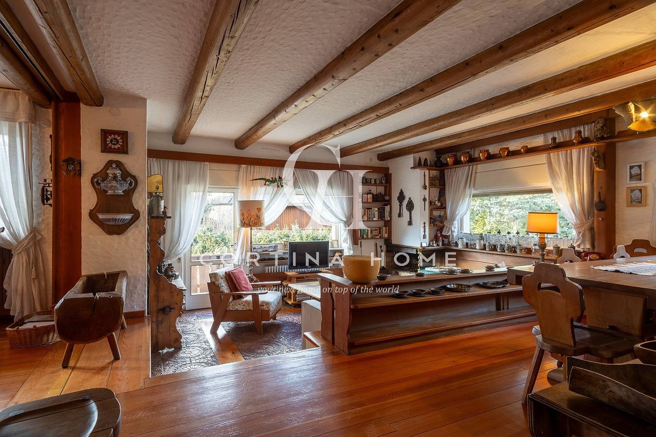 Villa con giardino in zona esclusiva in Cortina d'Ampezzo e dintorni, Dolomiti Superski